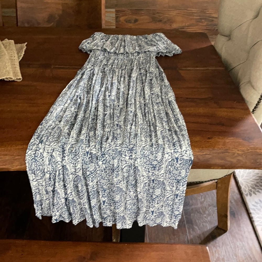 Strapless dress